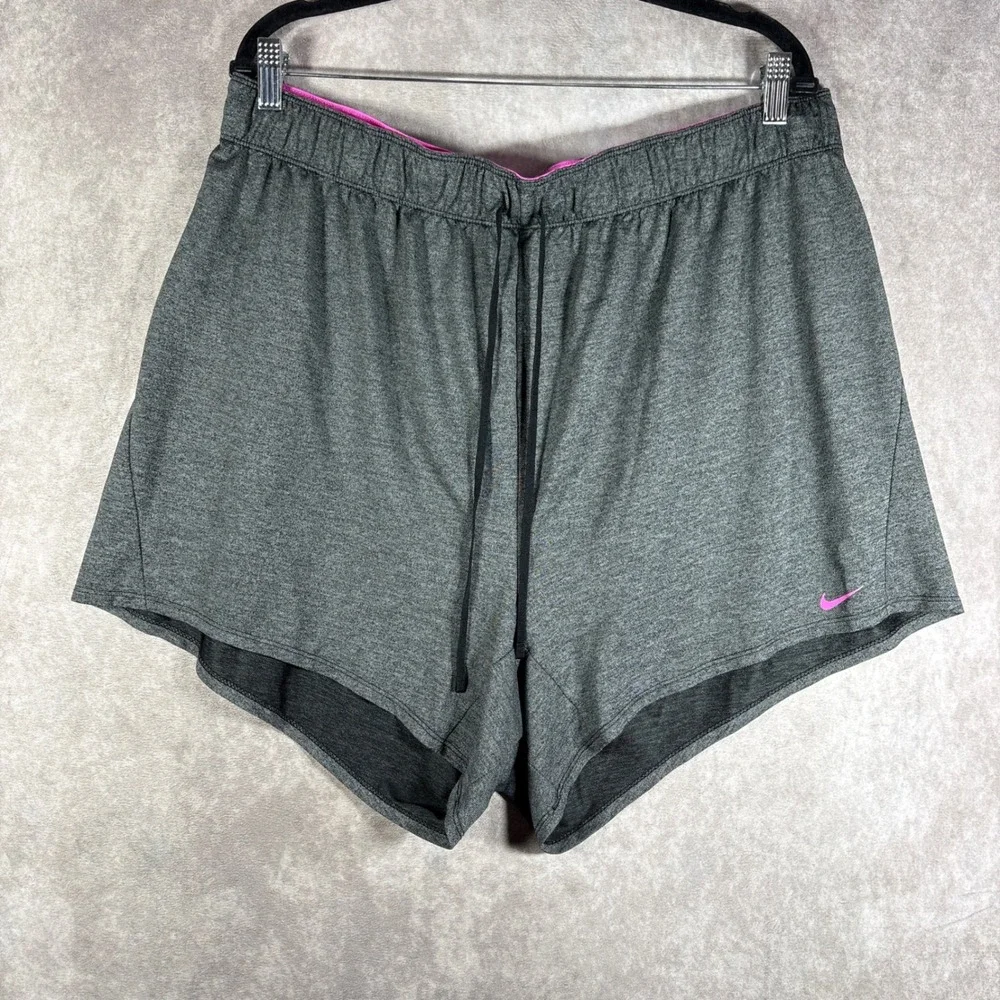 Nike Shorts Womens 1X Gray Dri-FIT CT0605-014 Training Activewear Gym Running